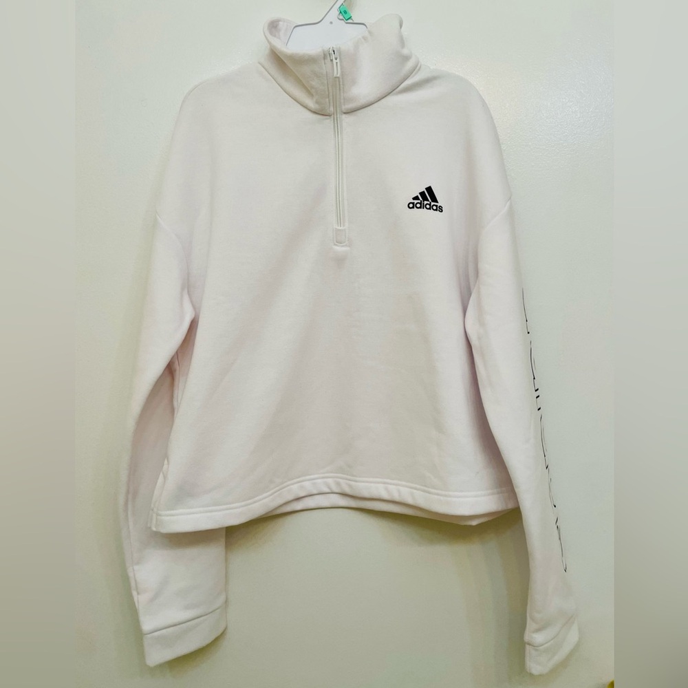 Adidas Woman Quarter Zip Hoodie (Medium)